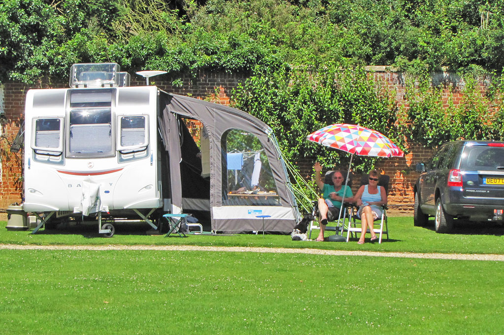 Garden Caravan Site - Barmer Hall Norfolk